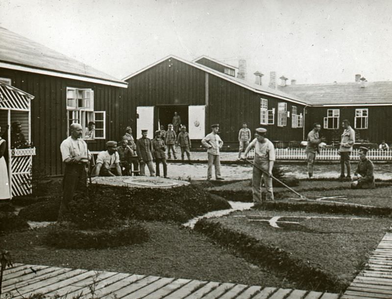 Prisoners of war from the First World War. The prison camp in Hald