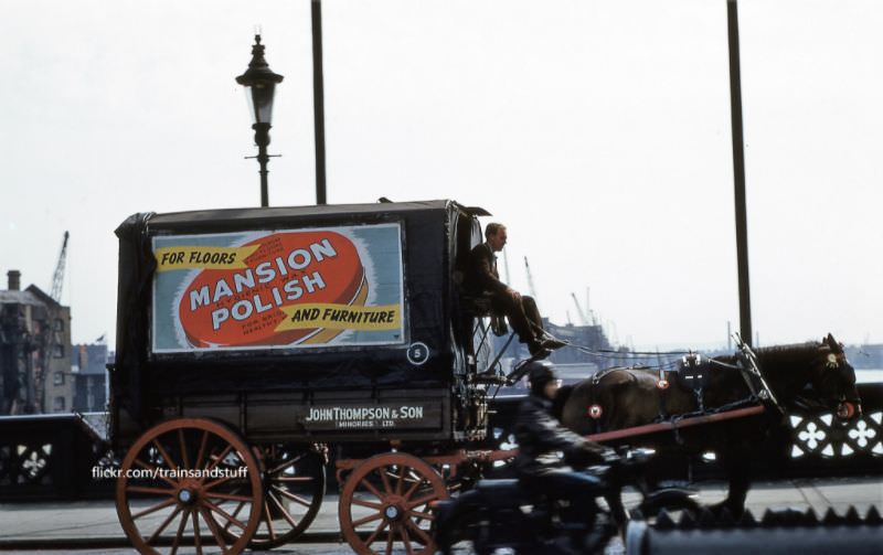 Horse & Cart on Tower Bridge.