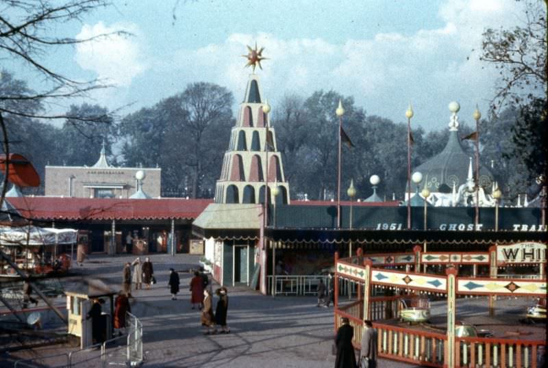 Festival of Britain at the Pleasure Gardens, Battersea Park.