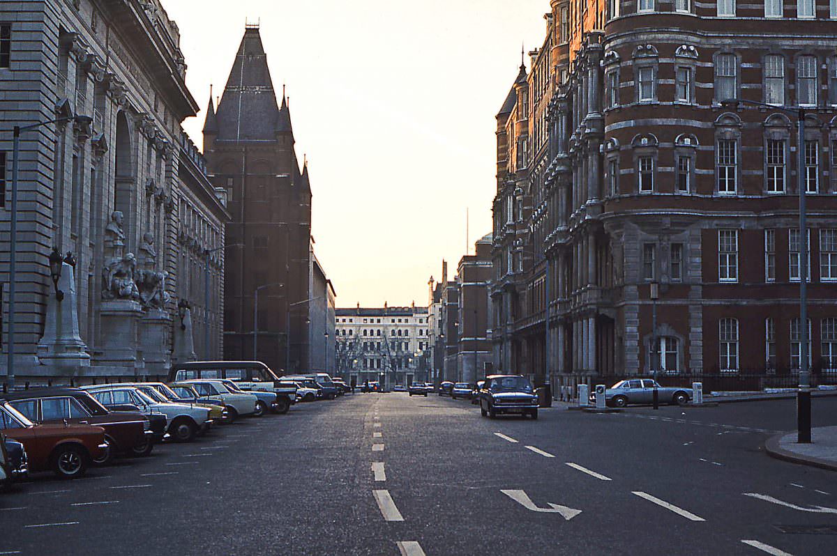 Prince Consort Road, South Kensington, Nov. 1975