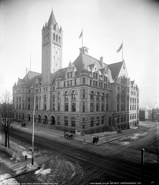 The New Post Office, Milwaukee, Wisconsin, 1901