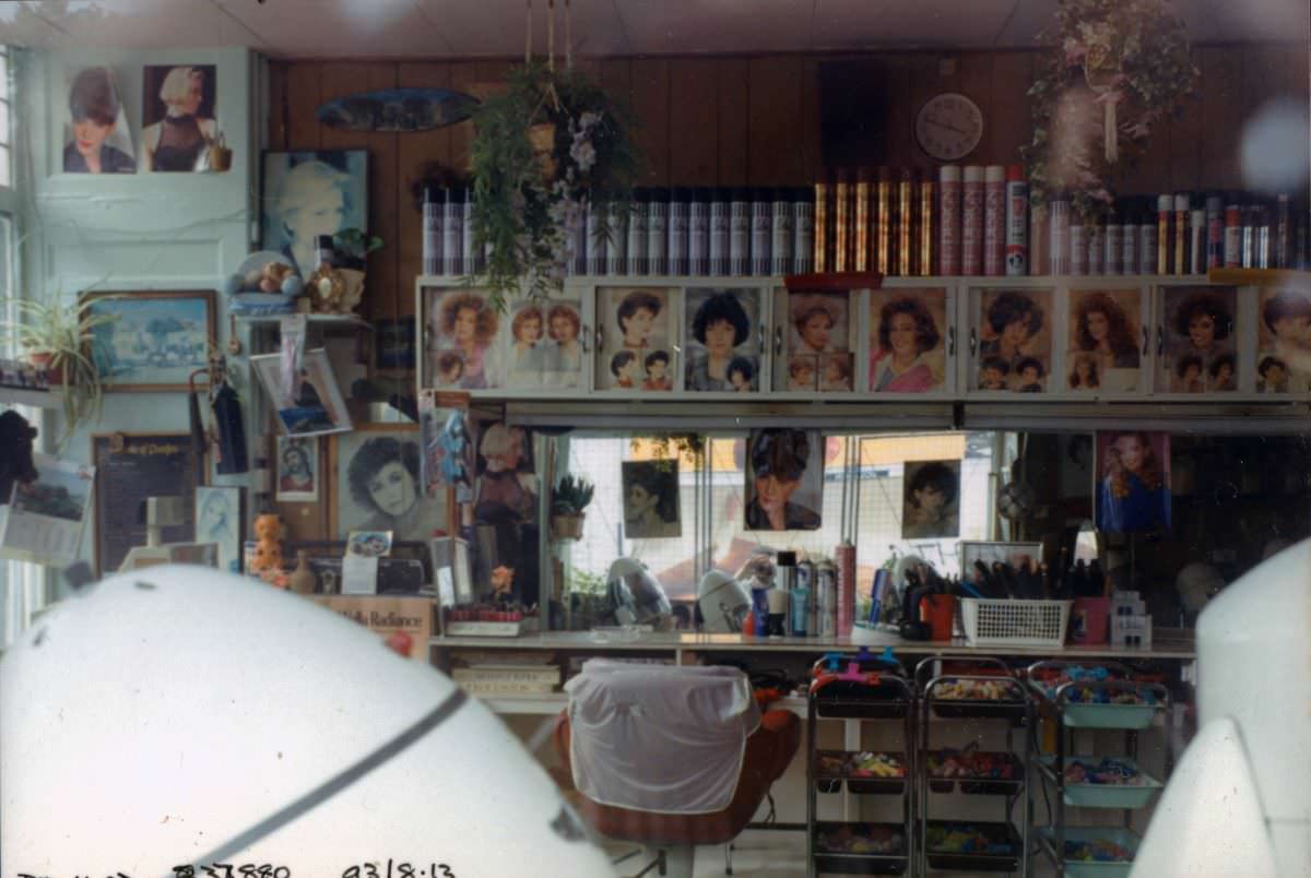 Hairdresser, High Rd, South Tottenham, Haringey, 1993