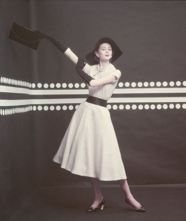 Suzy Parker, 1952