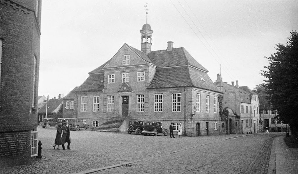 Denmark in the 1930s: Fascinating Historical Photos Capturing Streets, Landmarks and Everyday Life