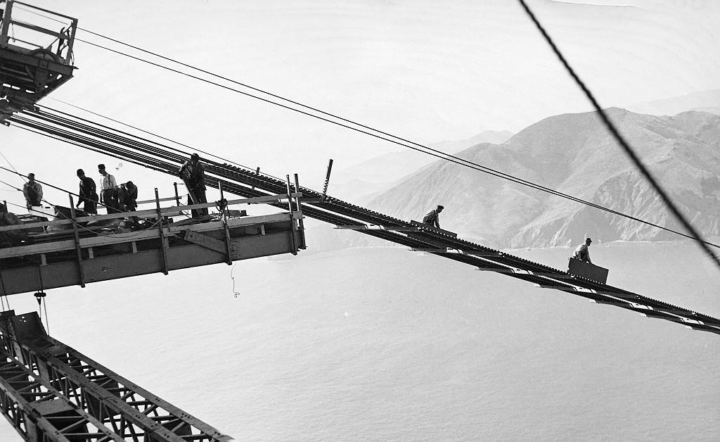 Golden Gate Bridge construction