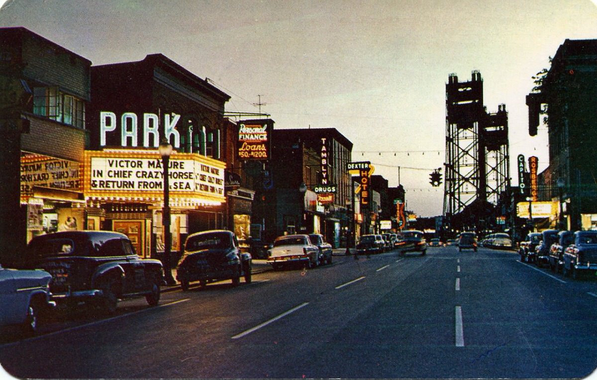 Main Street, Welland, Ontario, 1960s