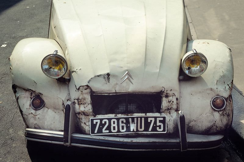 Typical car in Paris in 1980