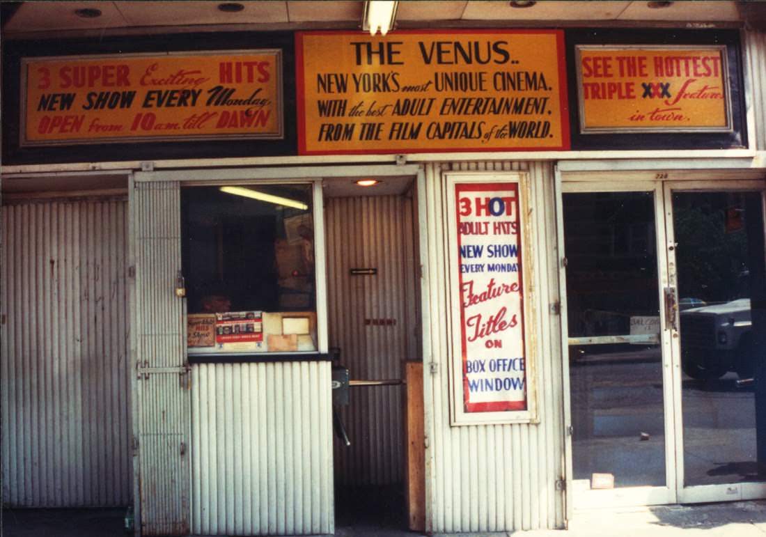 Fascinating Photos of New York City’s 42nd Street in the 1980s