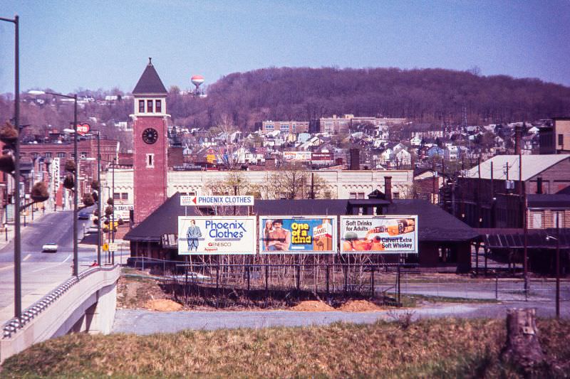 Looking East on Hamilton Street