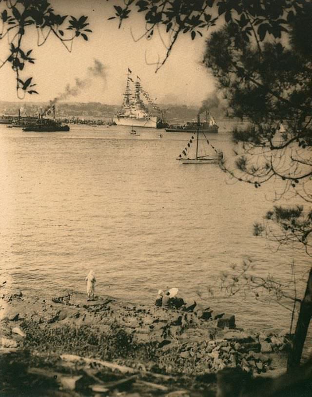 Untitled (HMS Renown taken from Kurraba Point, Sydney Harbour at the time of the visit of the Duke and Duchess of York), 1927