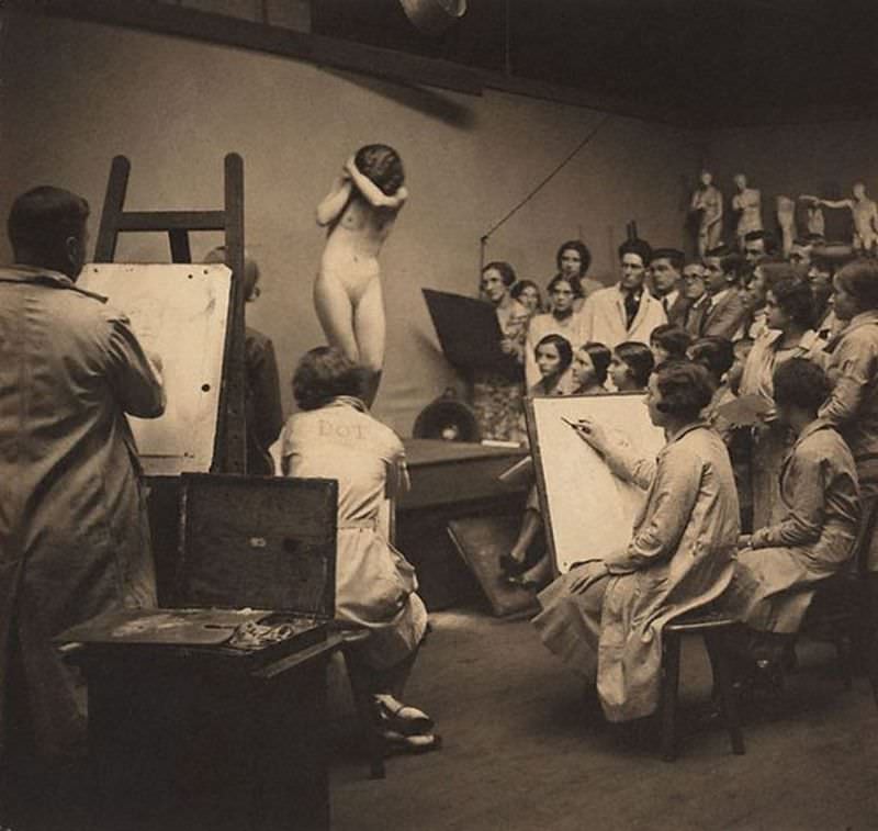 Life class, The Sydney Art School, 1931