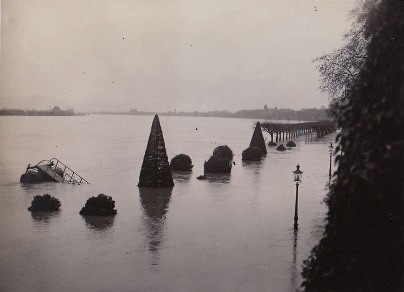 High water River Rhine, November 24, 1930