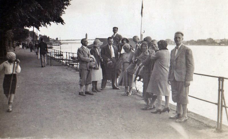 Members of football club "B.F.V. Bonn" posing on the Rhine Promenade, June 7, 1931