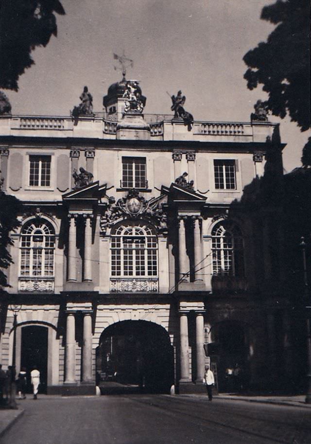 Koblenzer Tor in summer, July 20, 1937