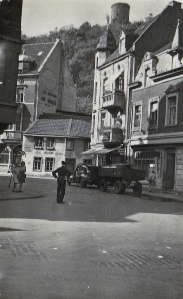 The historic inn "Zur Lindenwirtin Ännchen" in the old town of Godesberg, today part of the city of Bonn, 1938