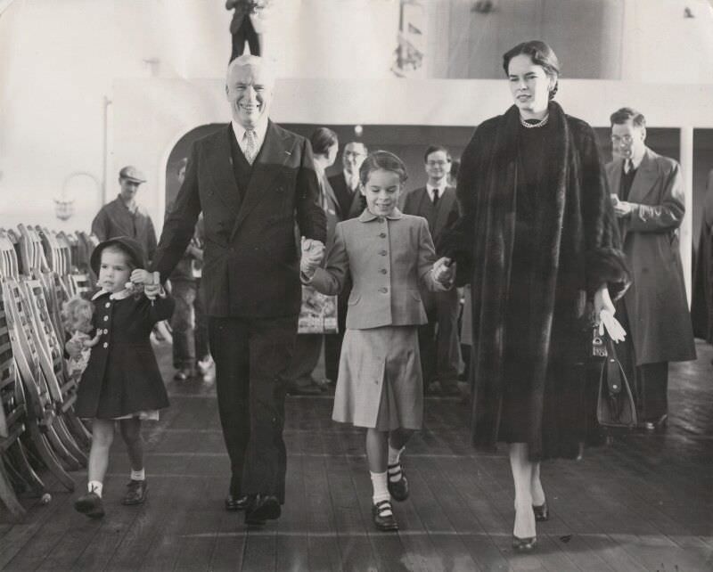 Beautiful Photos of Charlie Chaplin with his Last Wife Oona O’Neill