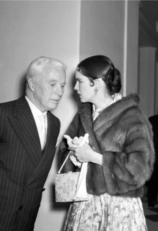 Beautiful Photos of Charlie Chaplin with his Last Wife Oona O’Neill