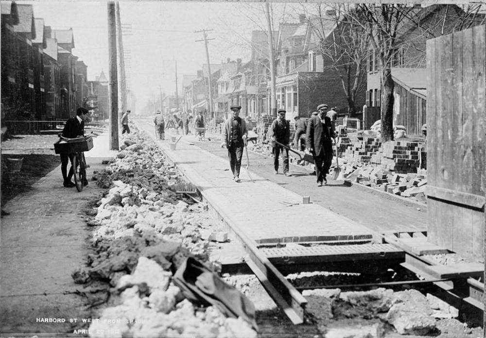 Blocked up steel - Harbord St., 1911