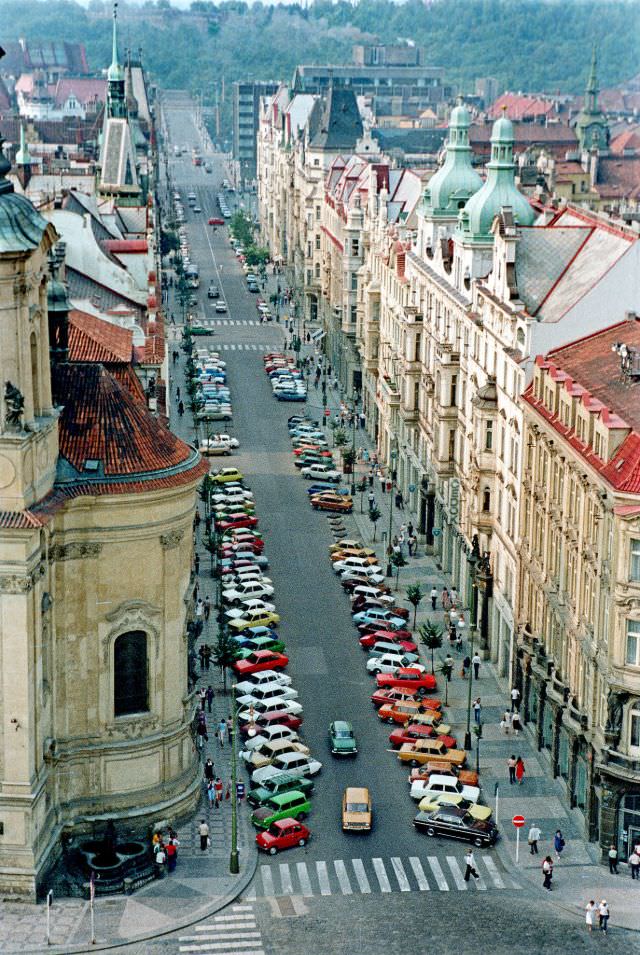 Pařížská Street, Prague