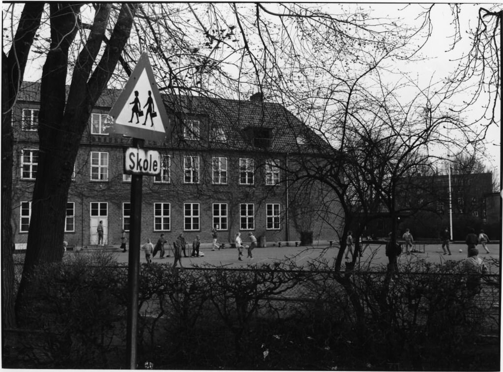 Pigeon Brothers School, 1989