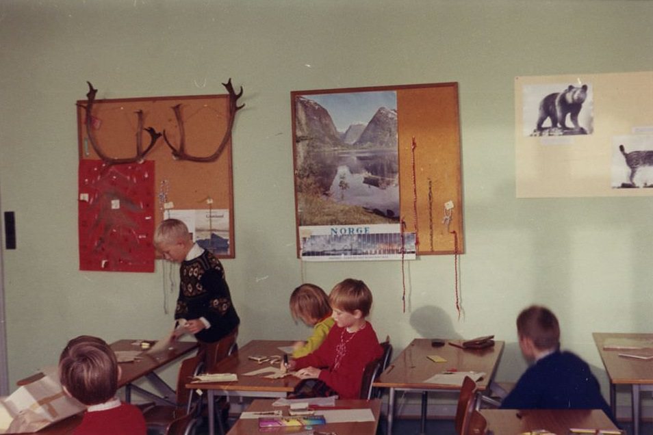 Himmelev school, classroom, approx. 1969