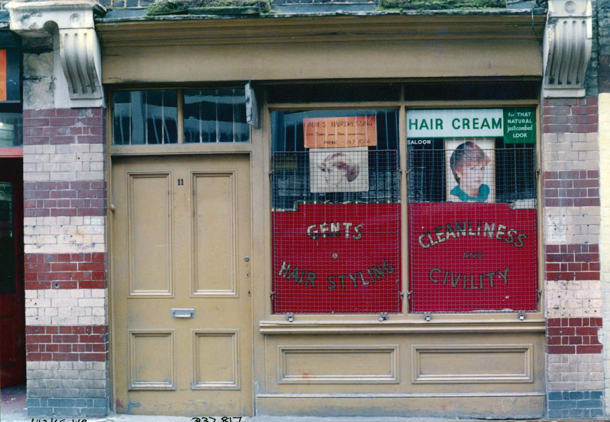 Hairdresser, White’s Row, Spitalfields, Tower Hamlets, 1986