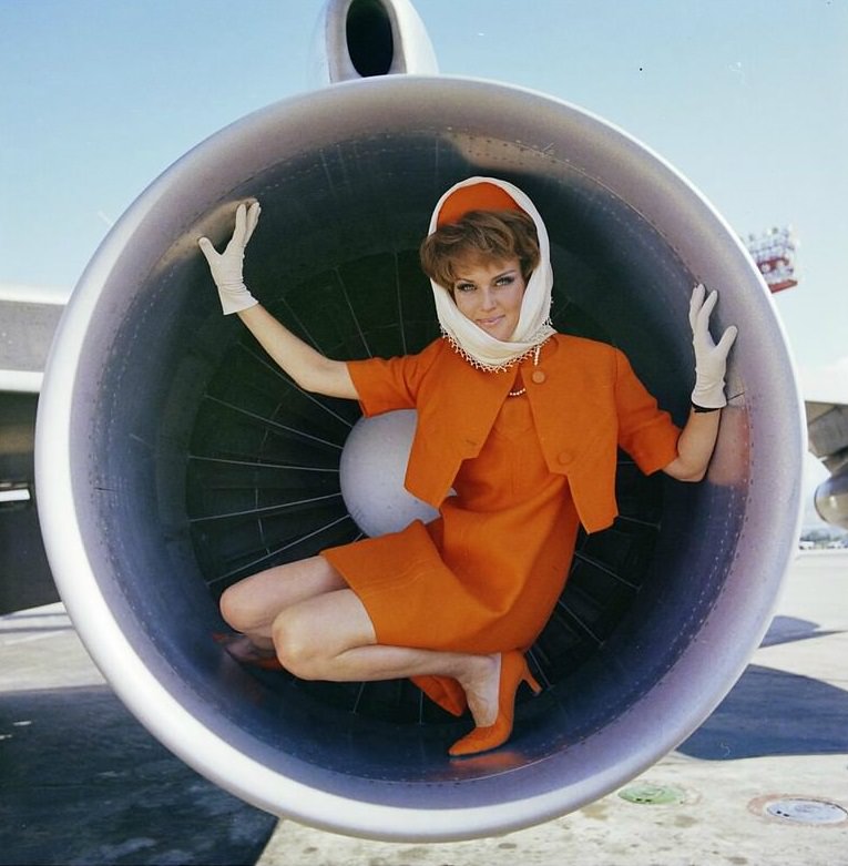 1960s Female Fashion: Glamours Fashion Photography of Hans Dukkers