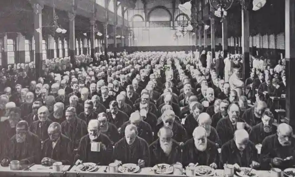 Mealtime at the in St. Marylebone workhouse, London, 1900.