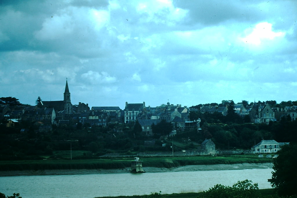 La Roche Bernard- Brittany, France, 1954