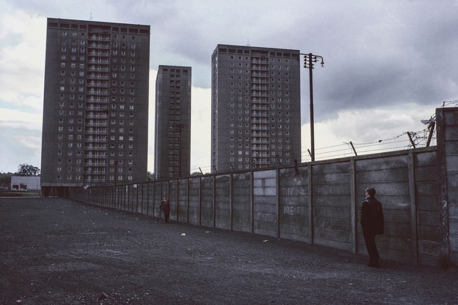 Stunning Photos captured the Gritty Life of Glasgow in 1980