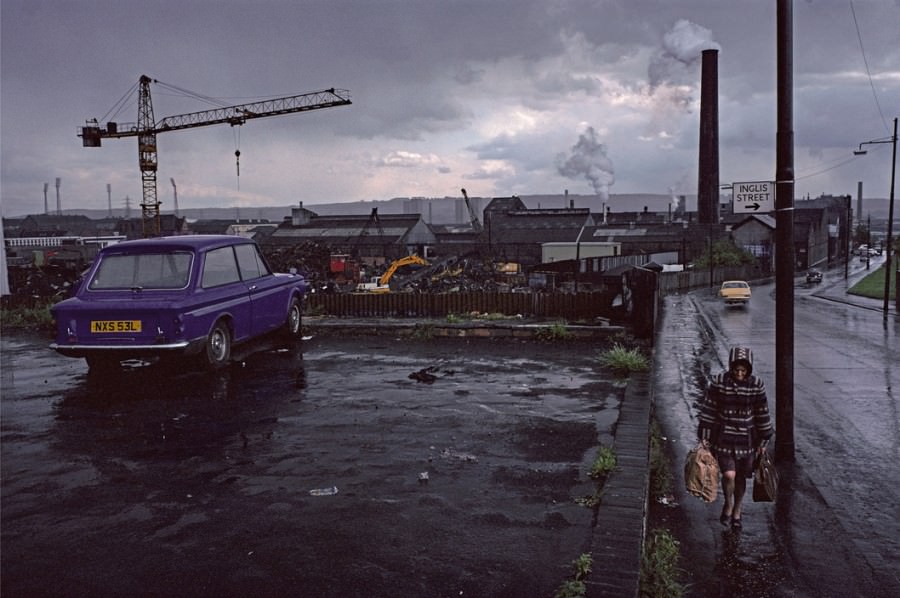 Stunning Photos captured the Gritty Life of Glasgow in 1980