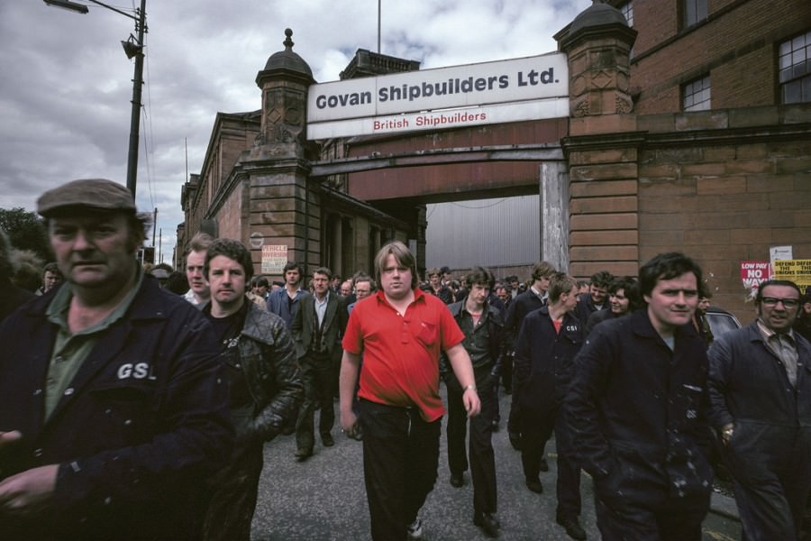 Stunning Photos captured the Gritty Life of Glasgow in 1980