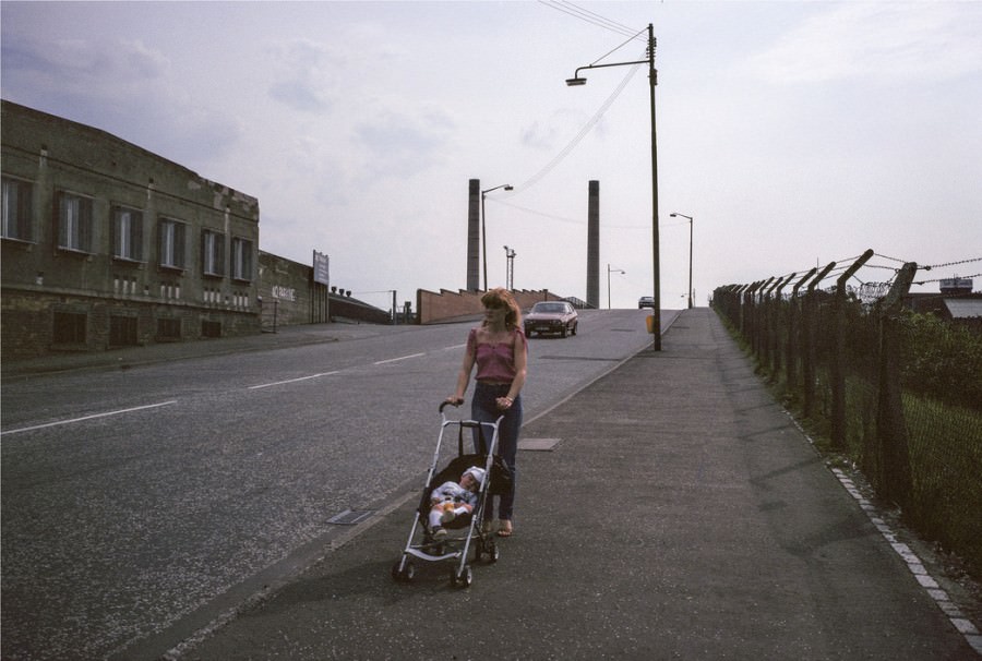 Stunning Photos captured the Gritty Life of Glasgow in 1980