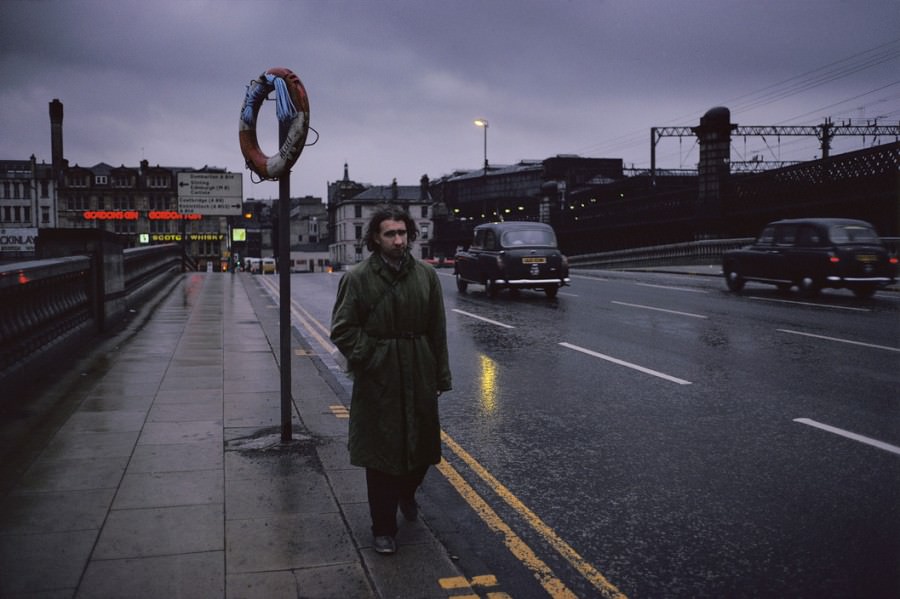 Stunning Photos captured the Gritty Life of Glasgow in 1980