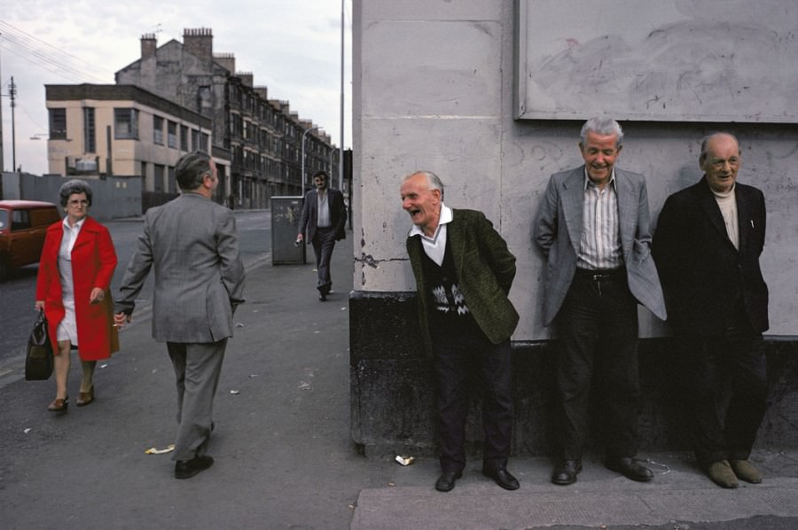 Stunning Photos captured the Gritty Life of Glasgow in 1980