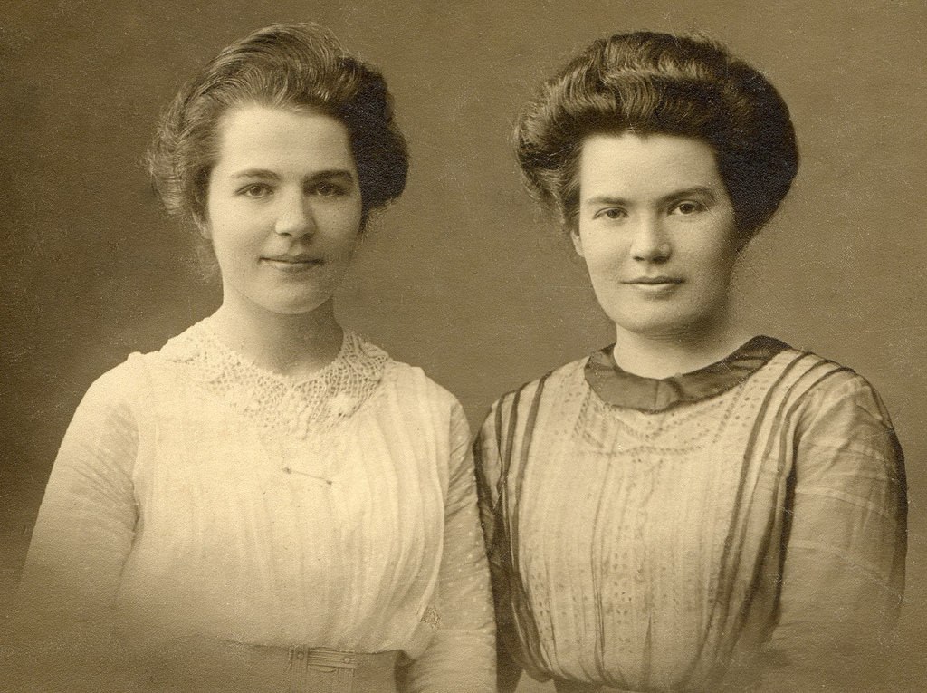 Beautiful Photos of Hungarian Girls from the Early 1900s