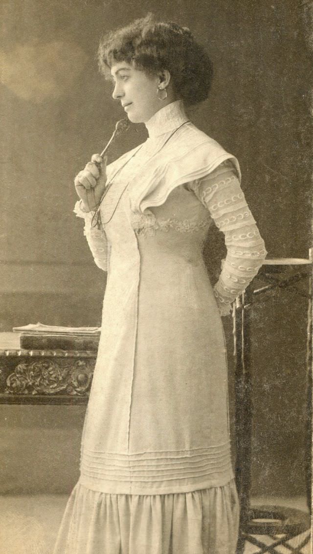 Beautiful Photos of Hungarian Girls from the Early 1900s