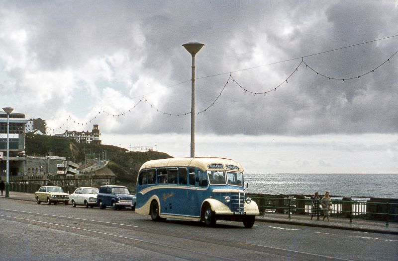 Highlander Coaches, IOM Bedford OB MMN215 at Douglas, 29 June 1972