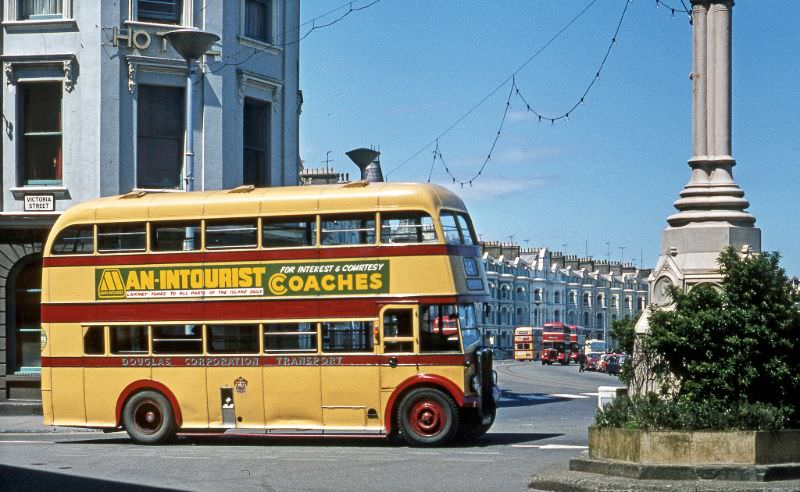 Douglas Corpn. Regent No.66 (rounded route boxes) waits to pull ot into Loch Prom, 28 June 1971