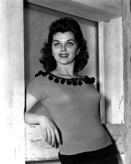 Lisa Gaye: Life Story and Glamorous Photos from her Early Life and Career