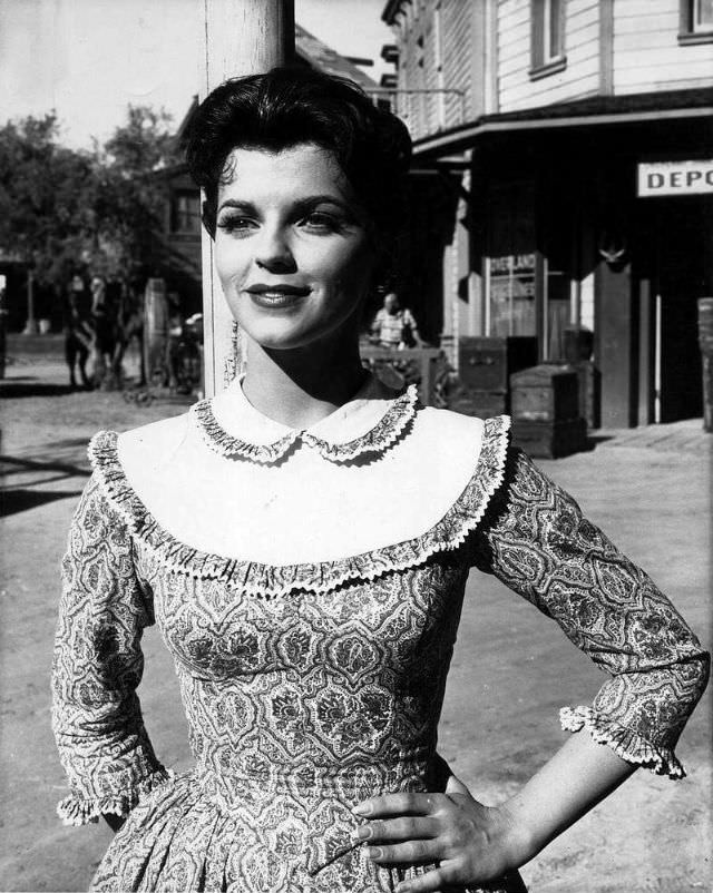 Lisa Gaye in her hometown, 1950s.