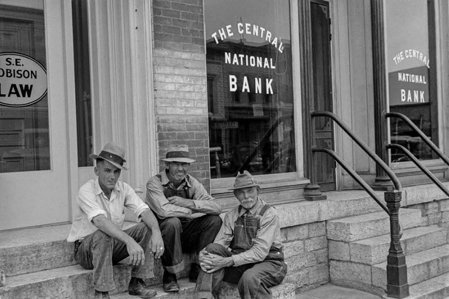 Rare Historical Photos of London, Ohio During the Great Depression, 1938