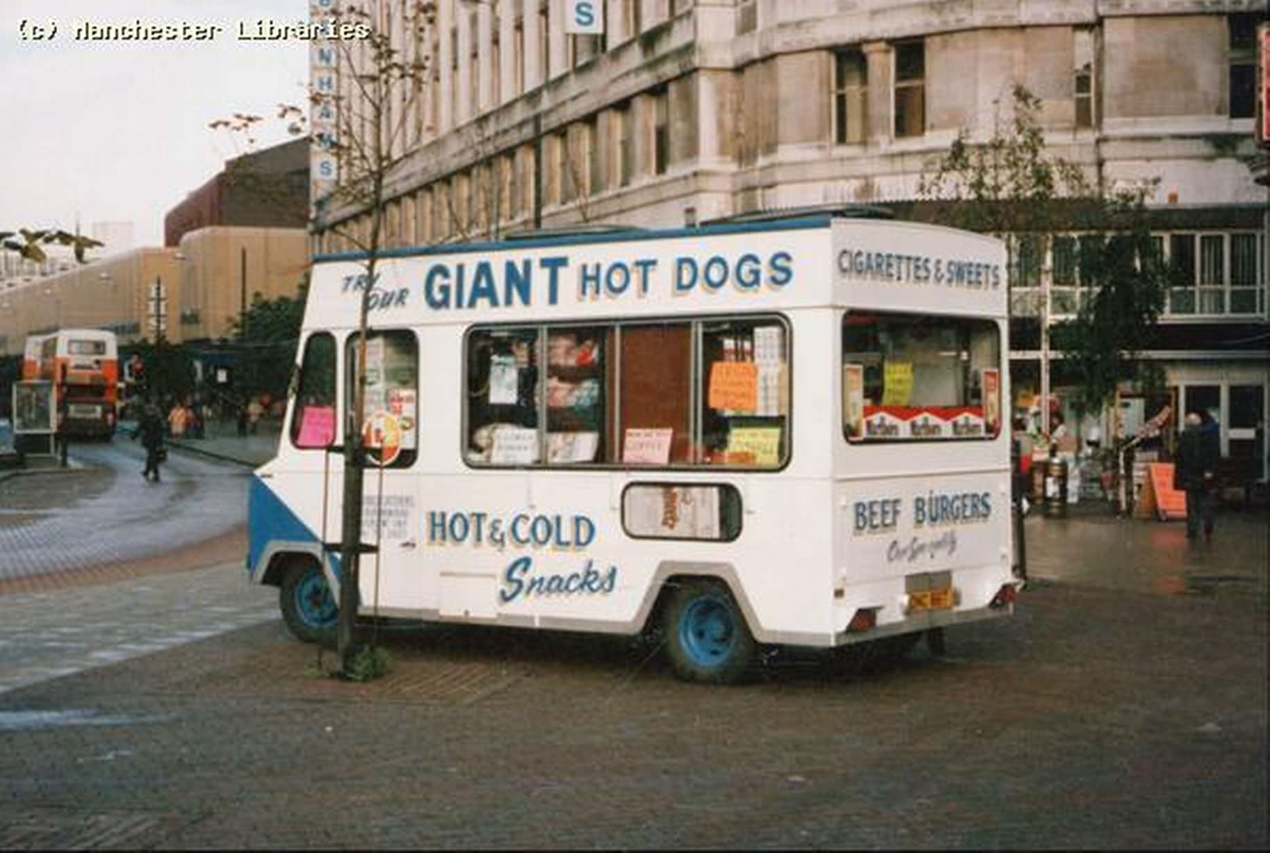 Hot dog seller in Piccadilly