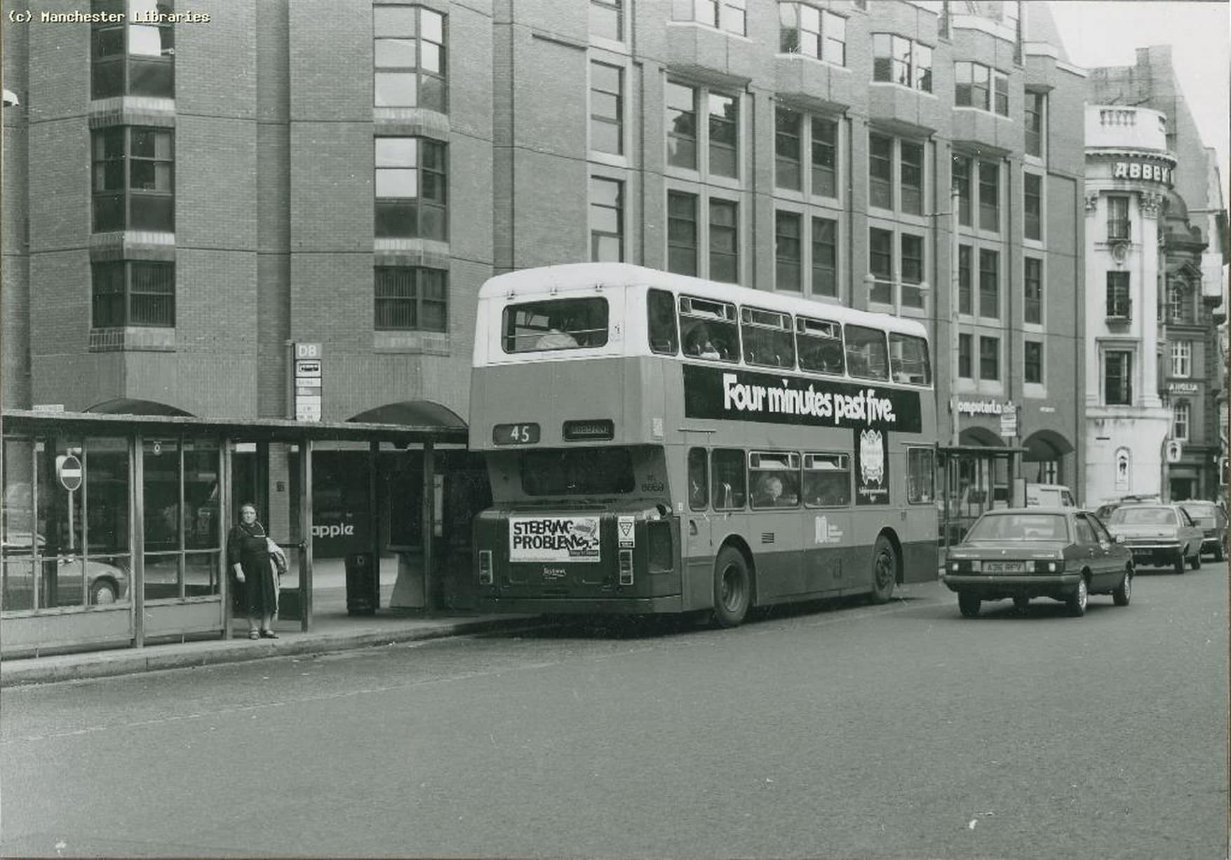 Number 45 bus at Albert Square