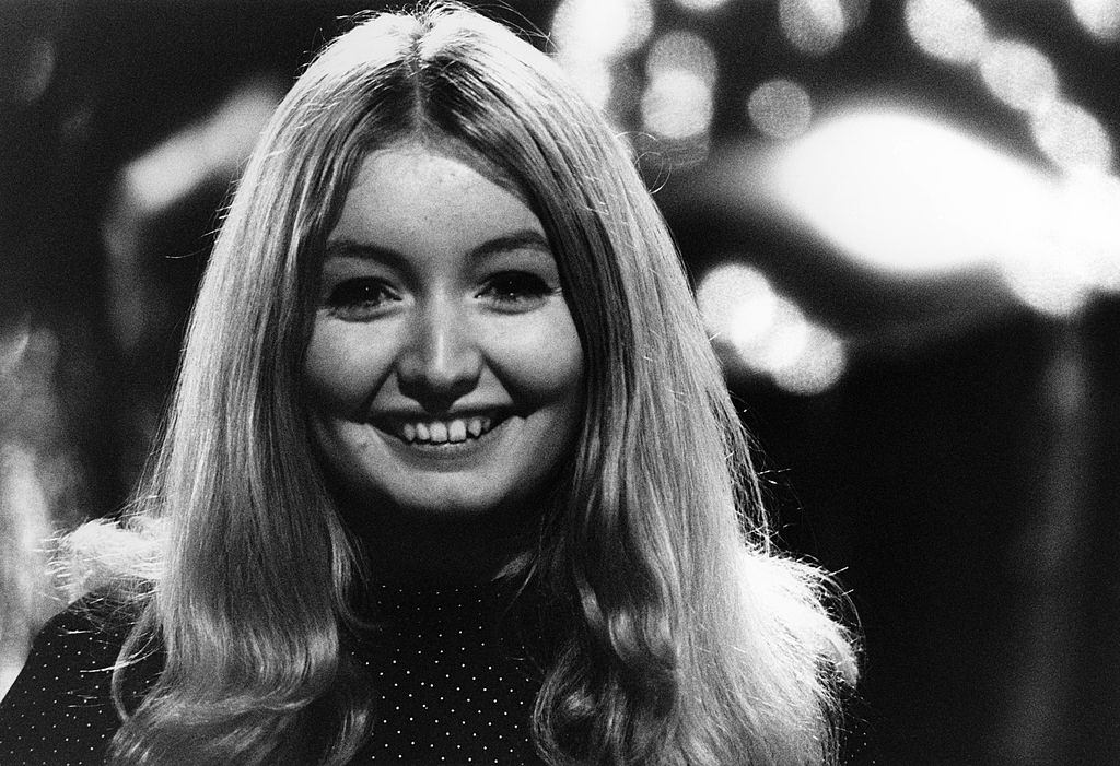 Mary Hopkin smiling, 1960s.