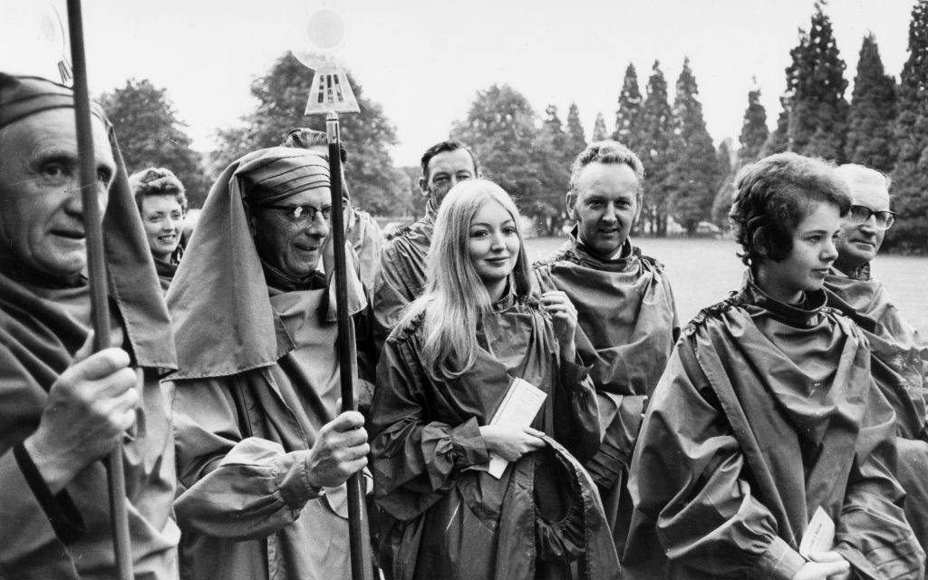 Mary Hopkin with Royal National Eisteddfod, Ammanford, 1970.