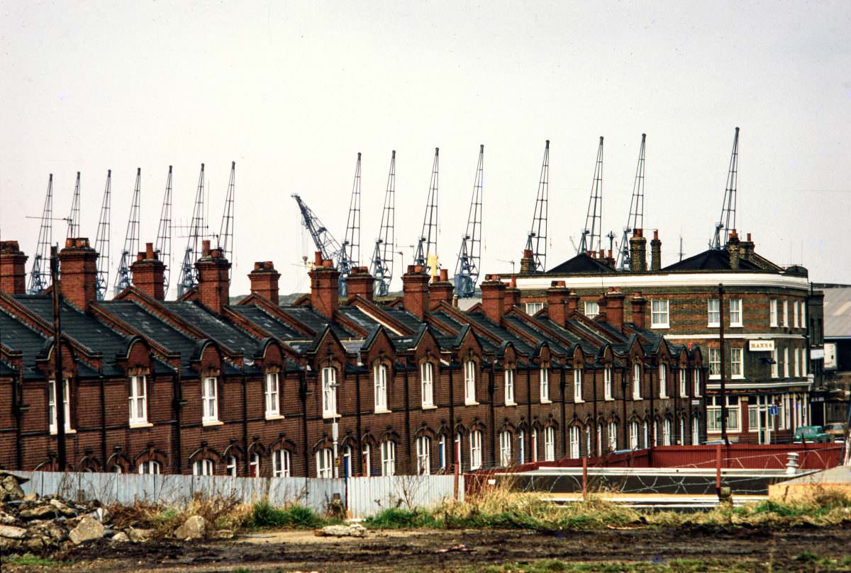 Barge House Rd, North Woolwich, Newham