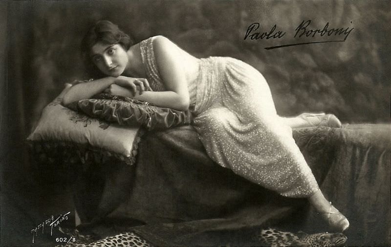 Paola Borboni: Life Story and Gorgeous Photos of the Greatest Italian Stage Actress