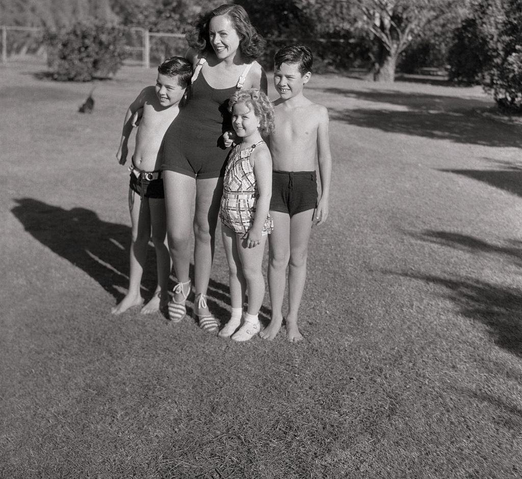 Paulette Goddard Posing with Sidney and Charles Chaplin Jr, 1925.