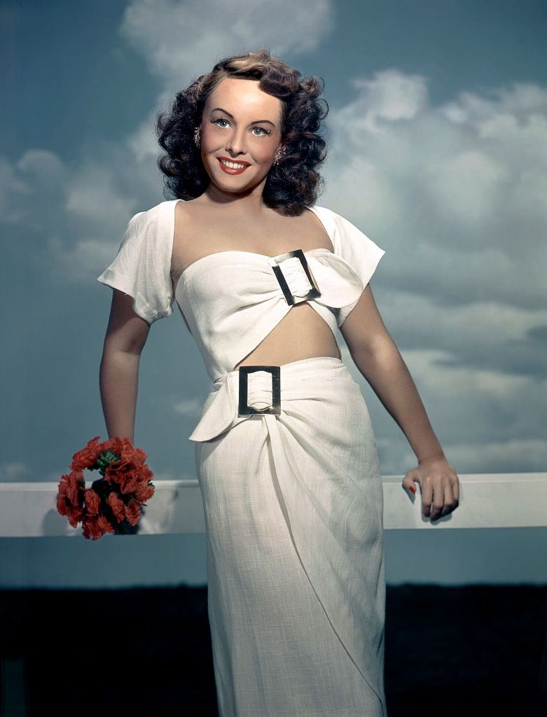 Paulette Goddard in white dress, 1940.